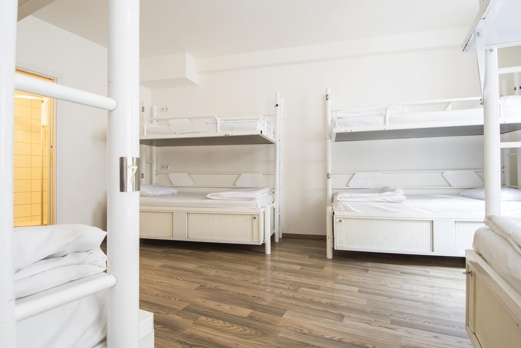 Hostel Safestay Charles Bridge Praha